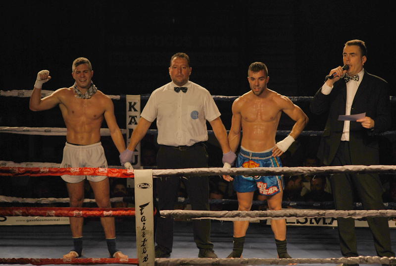 Velada en Oviedo para Andoni Iglesias y Andr&eacute;s Unzu&eacute;